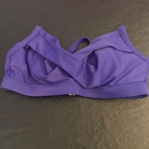 Athleta womens size 34/ bc bikini top, royal purple color.